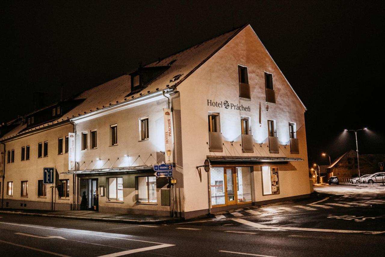 Prachen Hotel